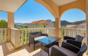 Beautiful apartment in Lopar with 2 Bedrooms
